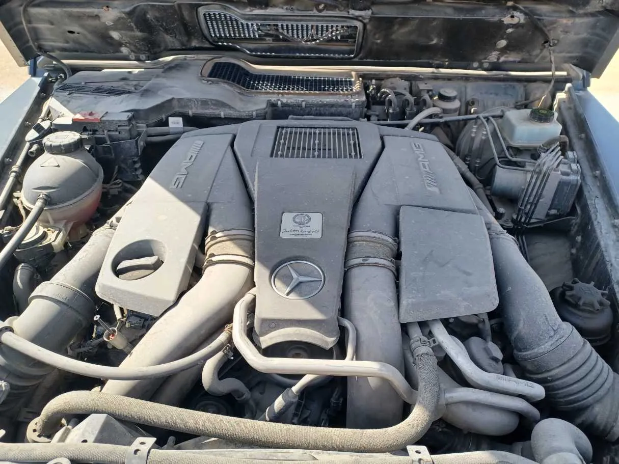 Car image 24