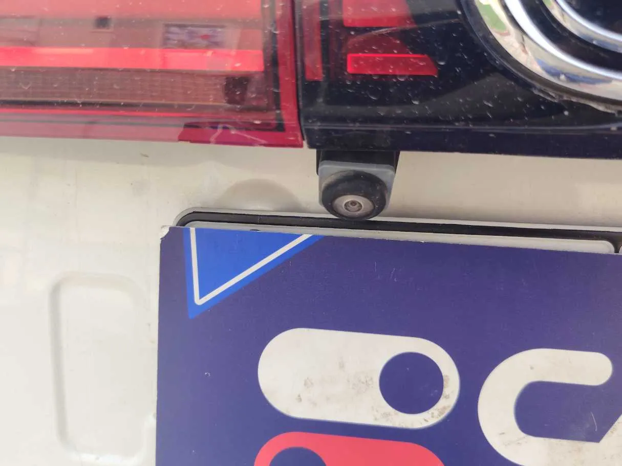 Car image 31