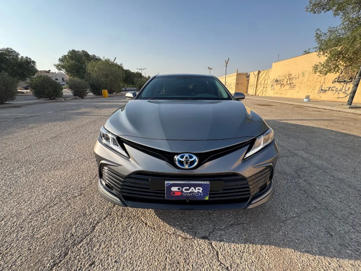 Car image 2