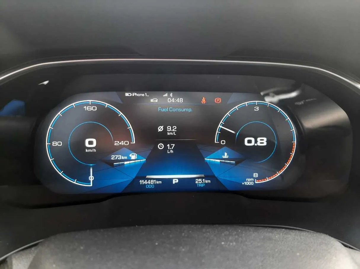 Car image 18