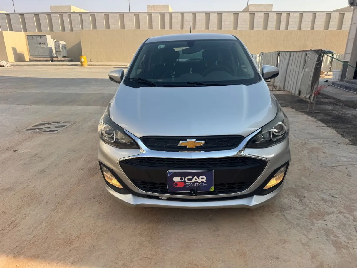 Car image 2