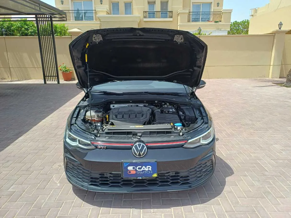Car image 25