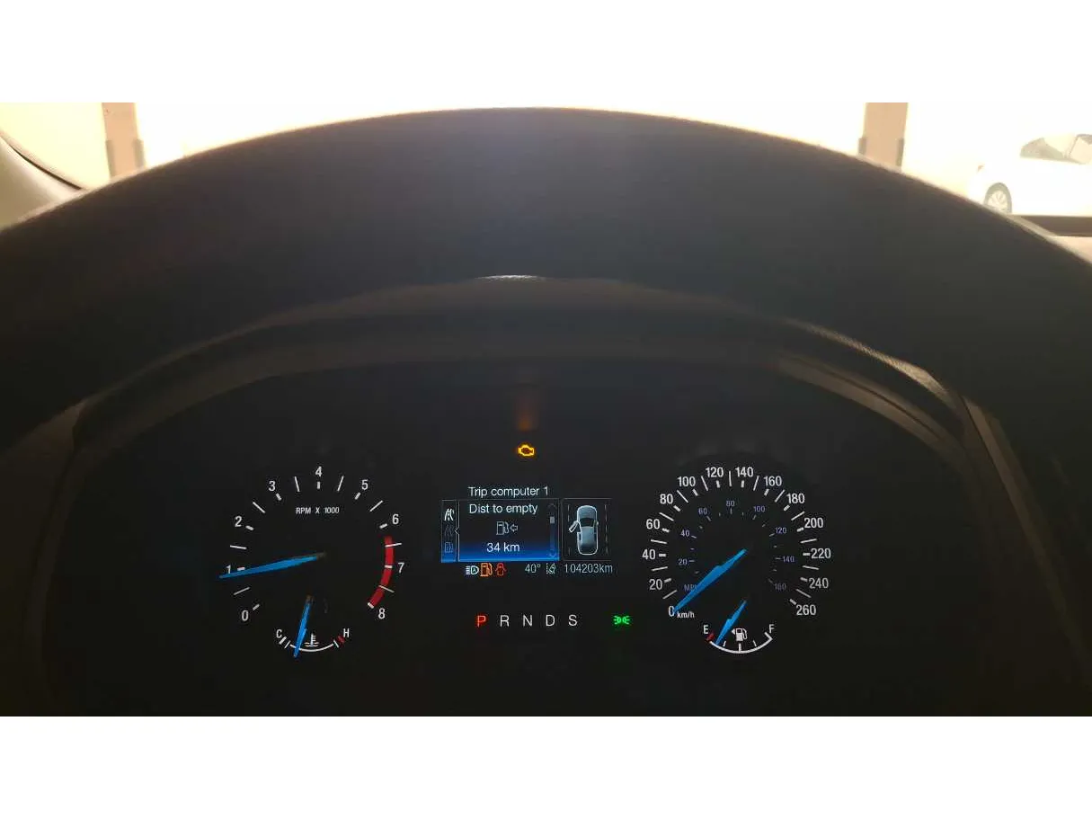Car image 18