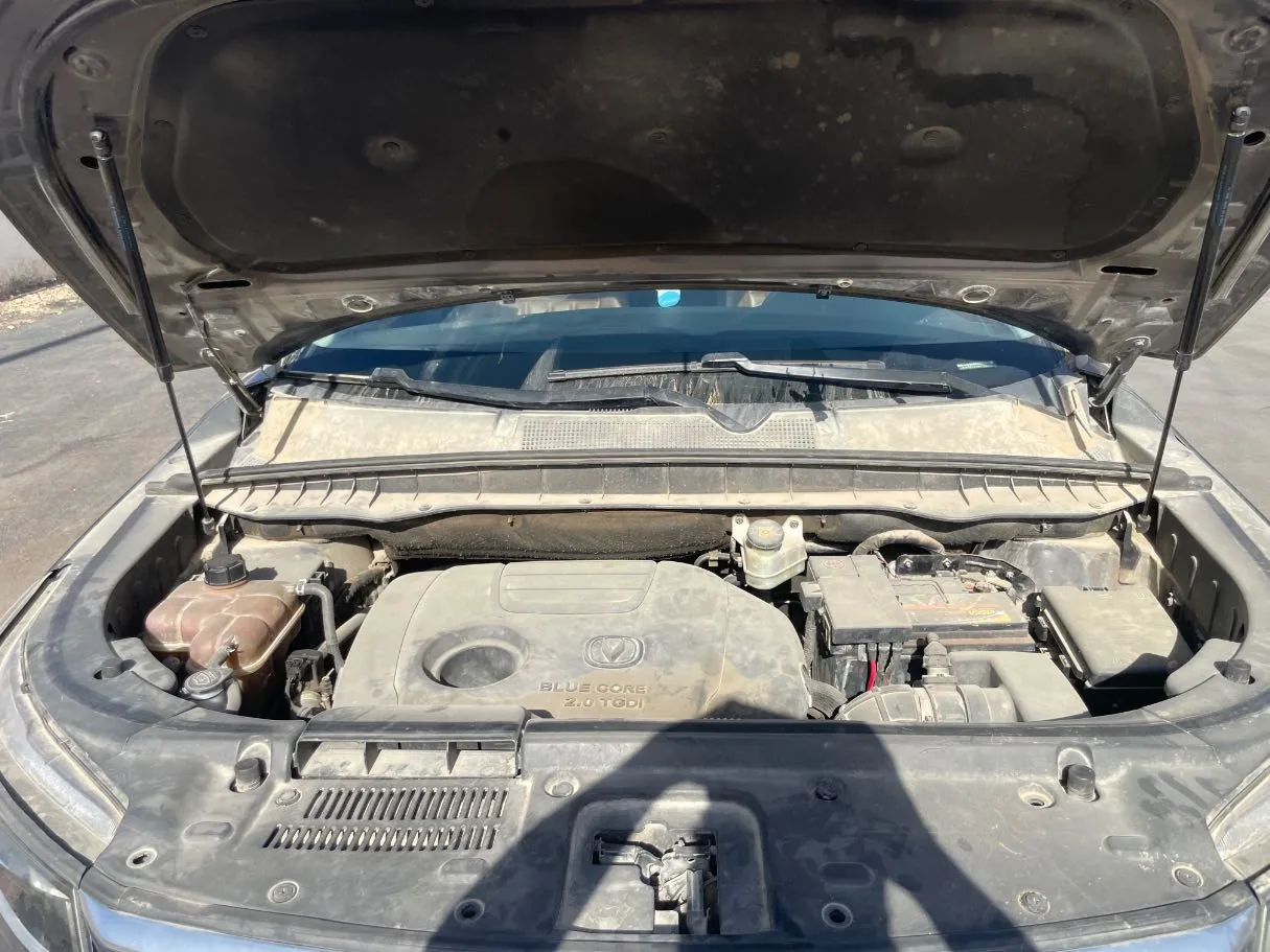 Car image 28