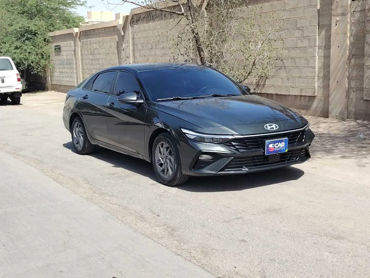 Car image 3
