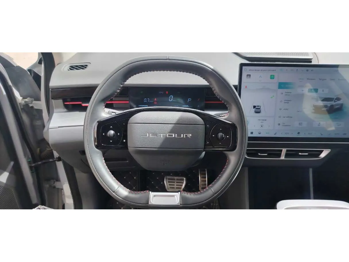 Car image 19