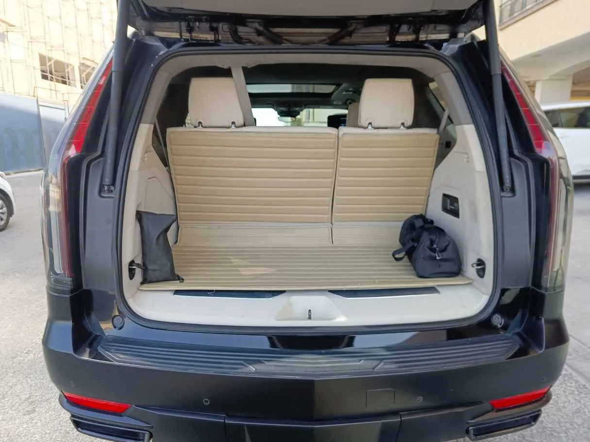 Car image 31