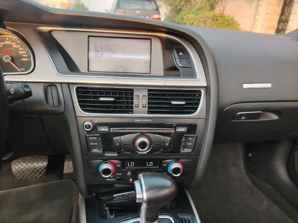 Car image 22