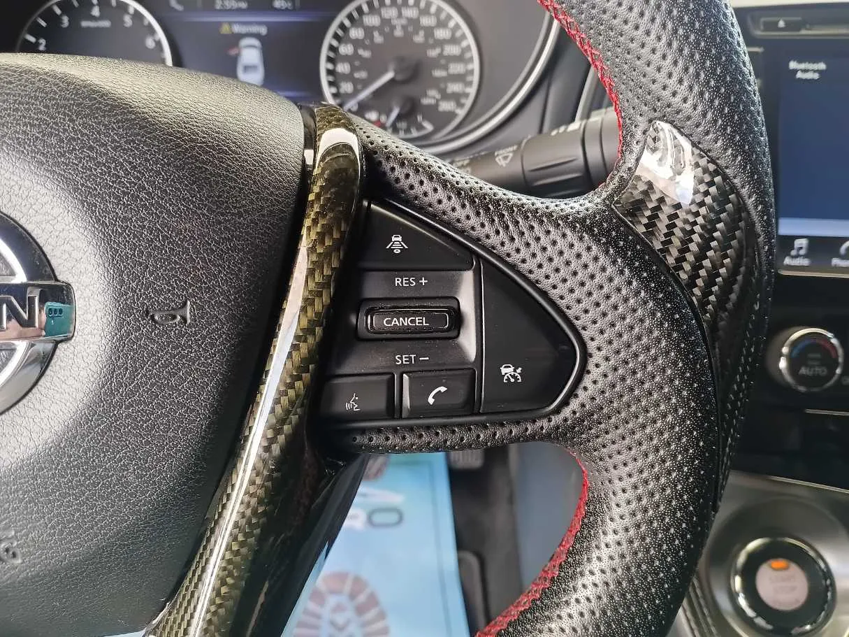 Car image 22