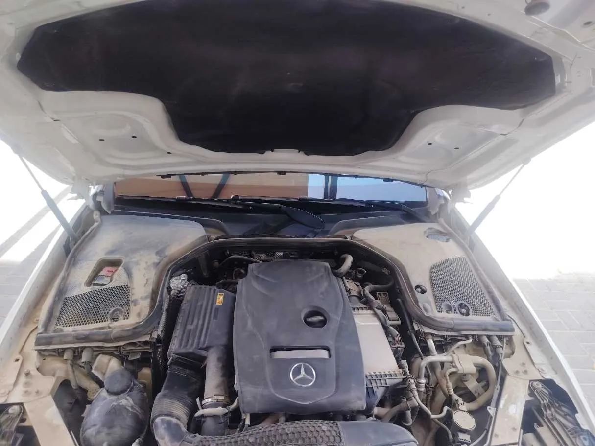 Car image 35