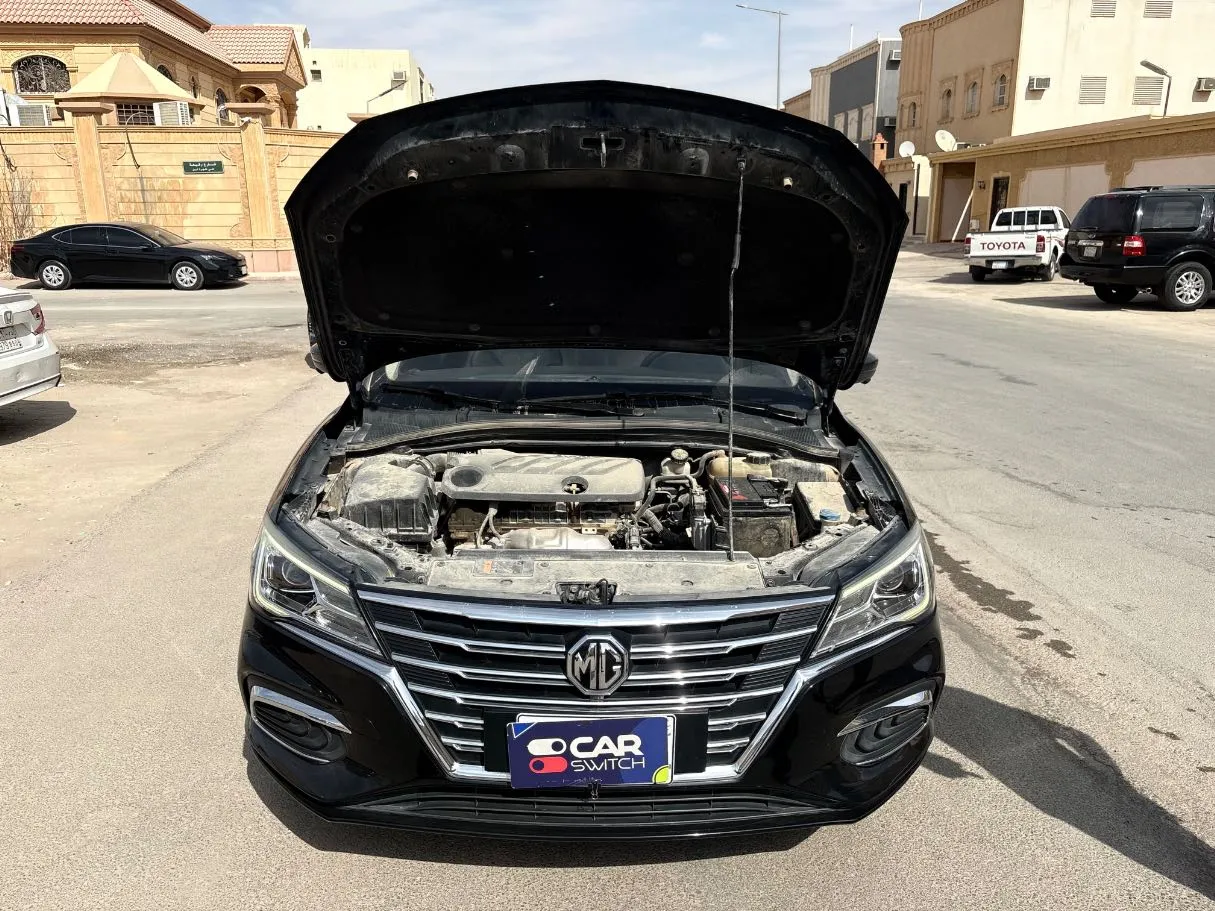 Car image 22