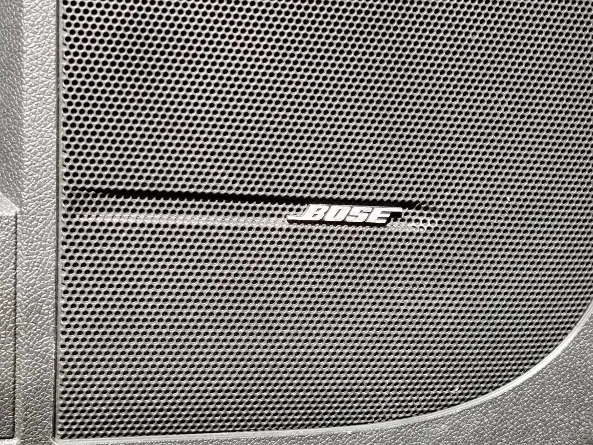 Car image 32