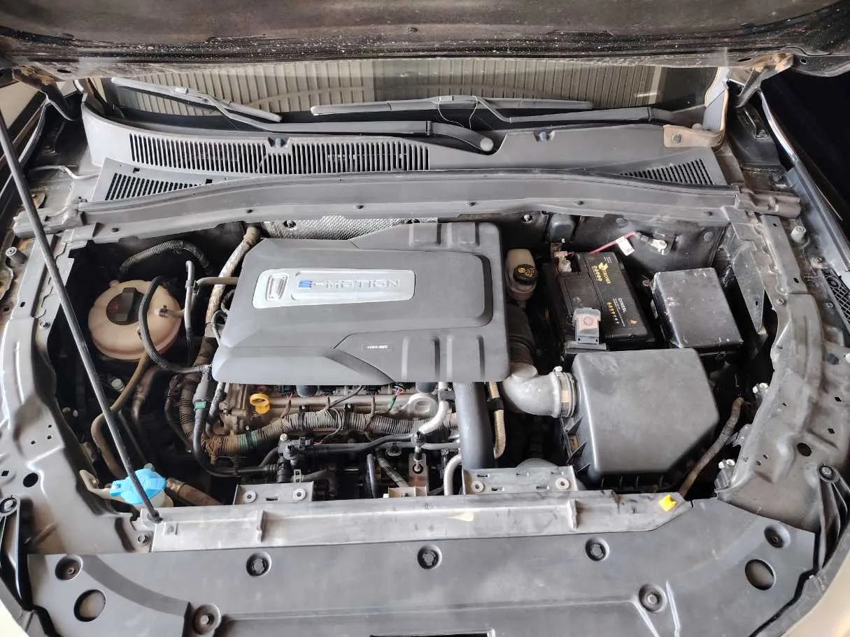 Car image 33
