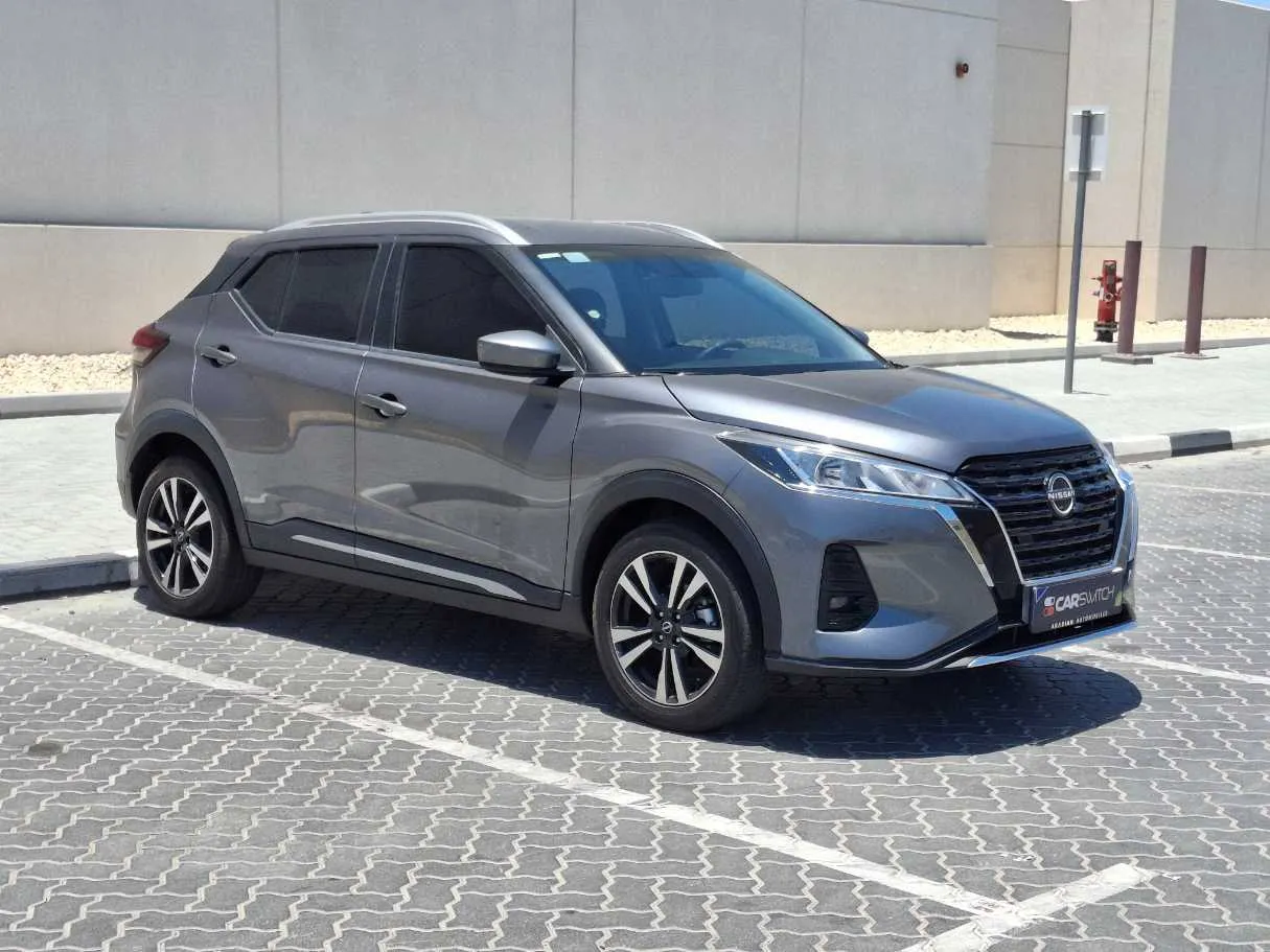 Car image 3