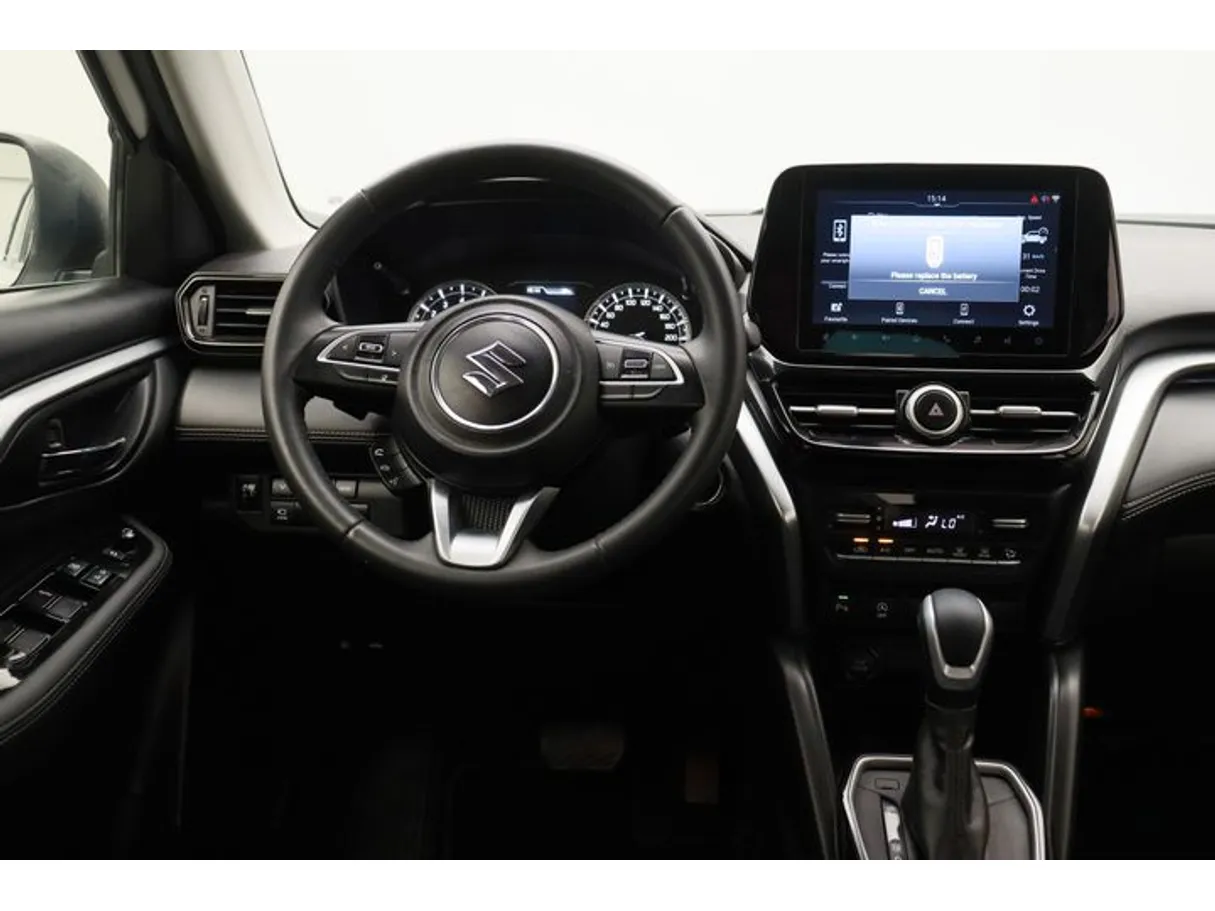 Car image 15