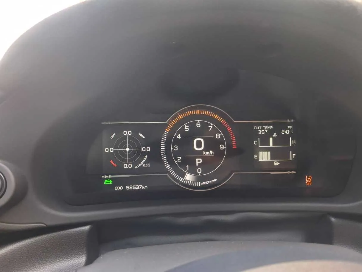 Car image 17