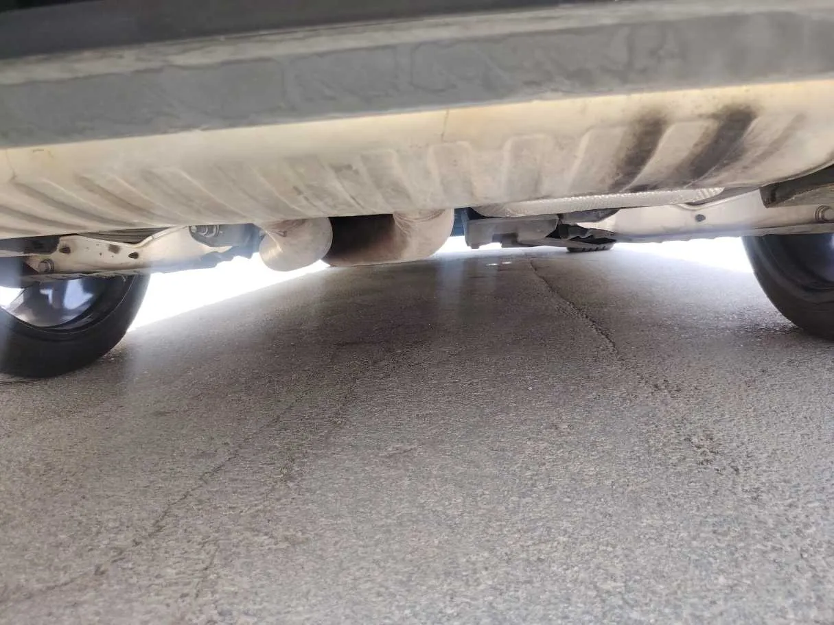Car image 34