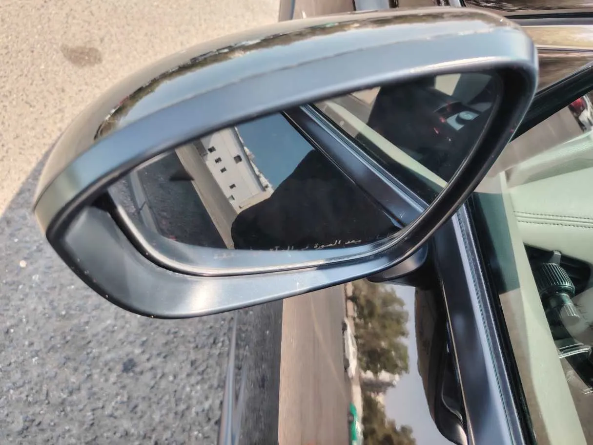 Car image 33