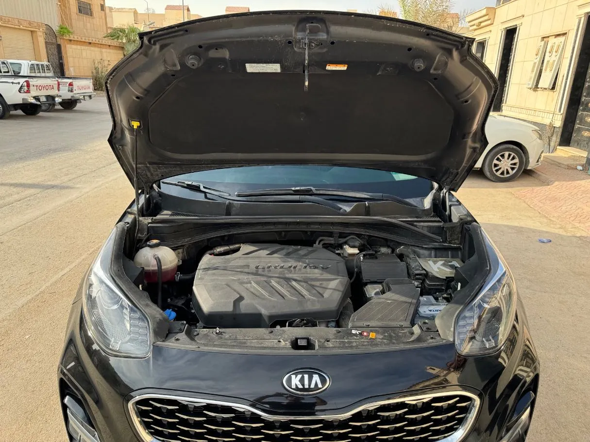 Car image 28