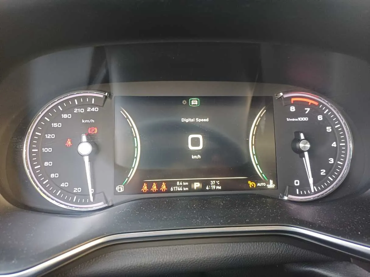 Car image 20