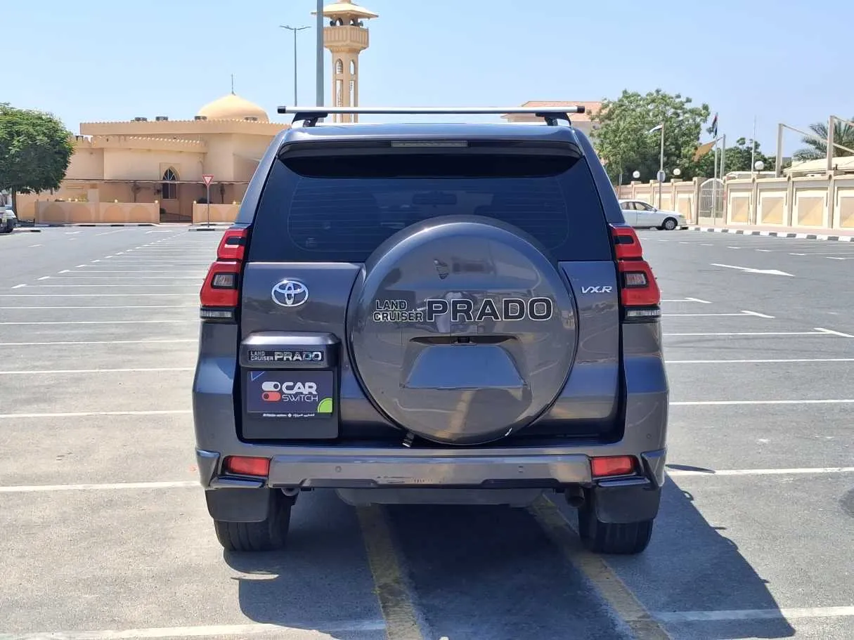 Car image 6