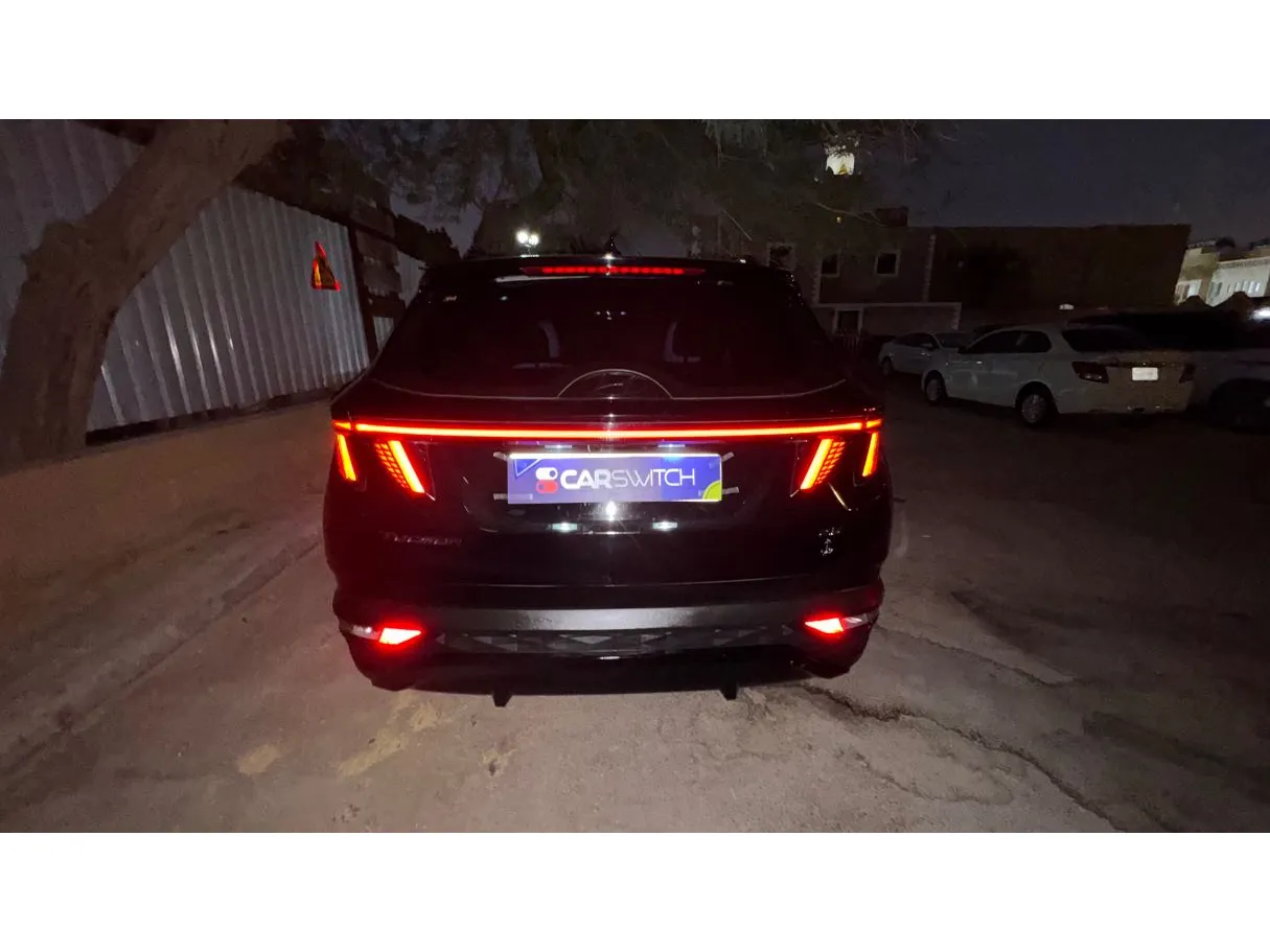Car image 7