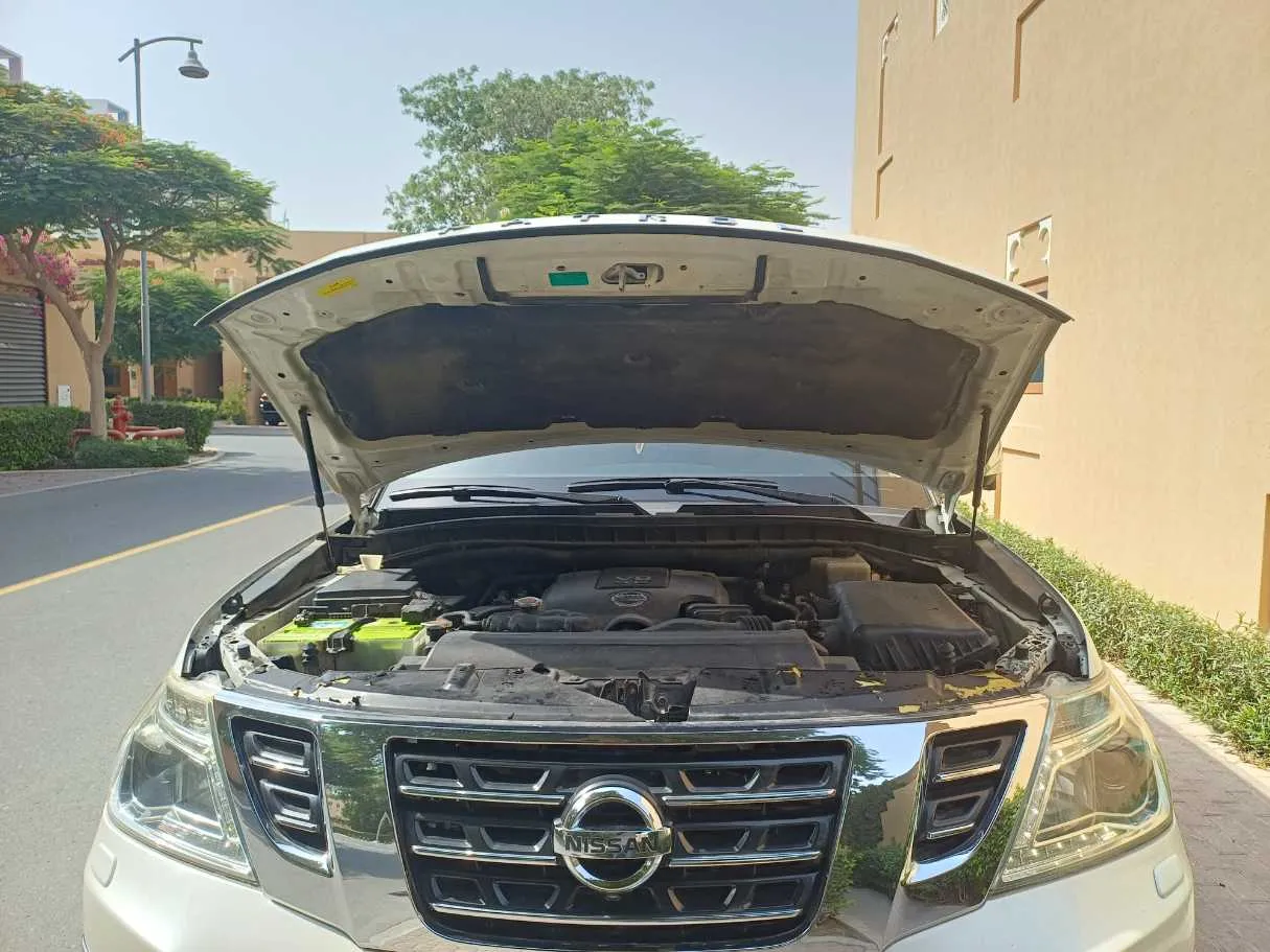 Car image 25