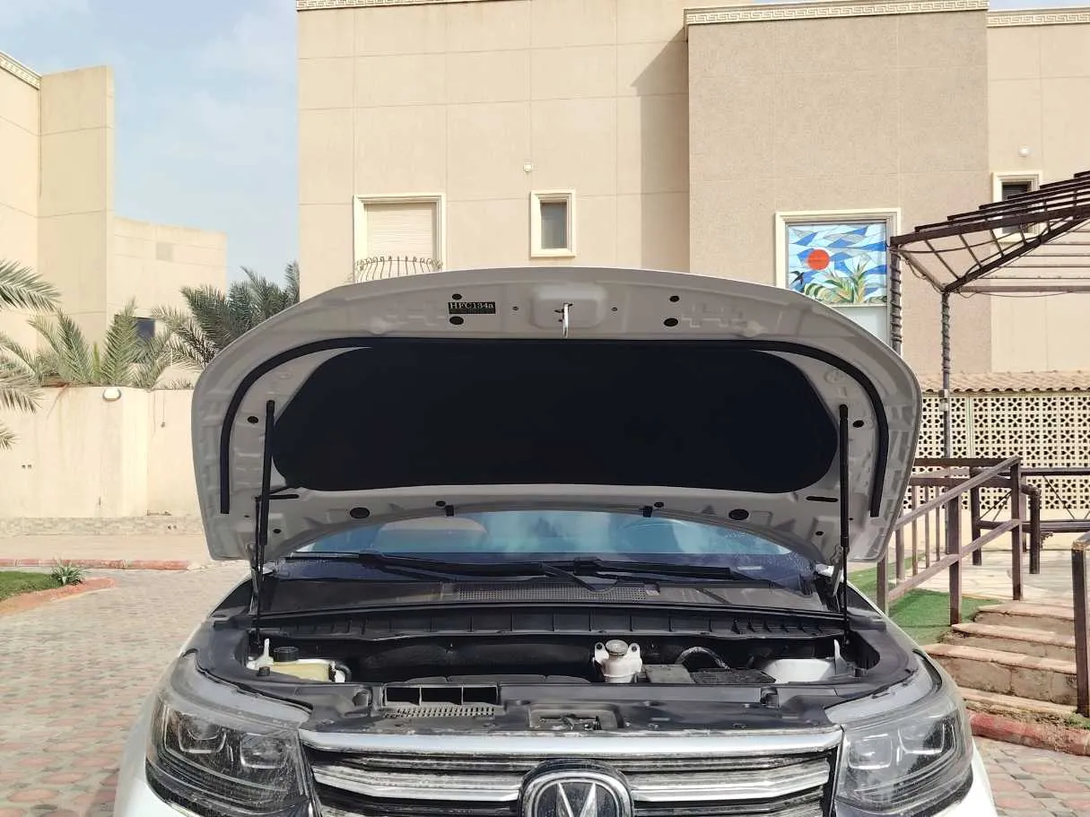 Car image 38