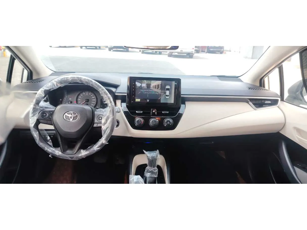Car image 19