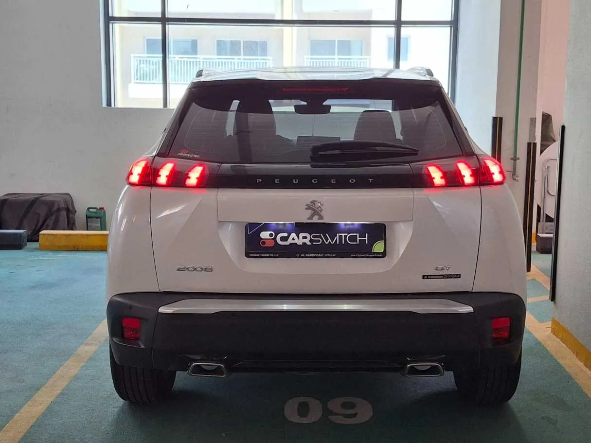 Car image 6
