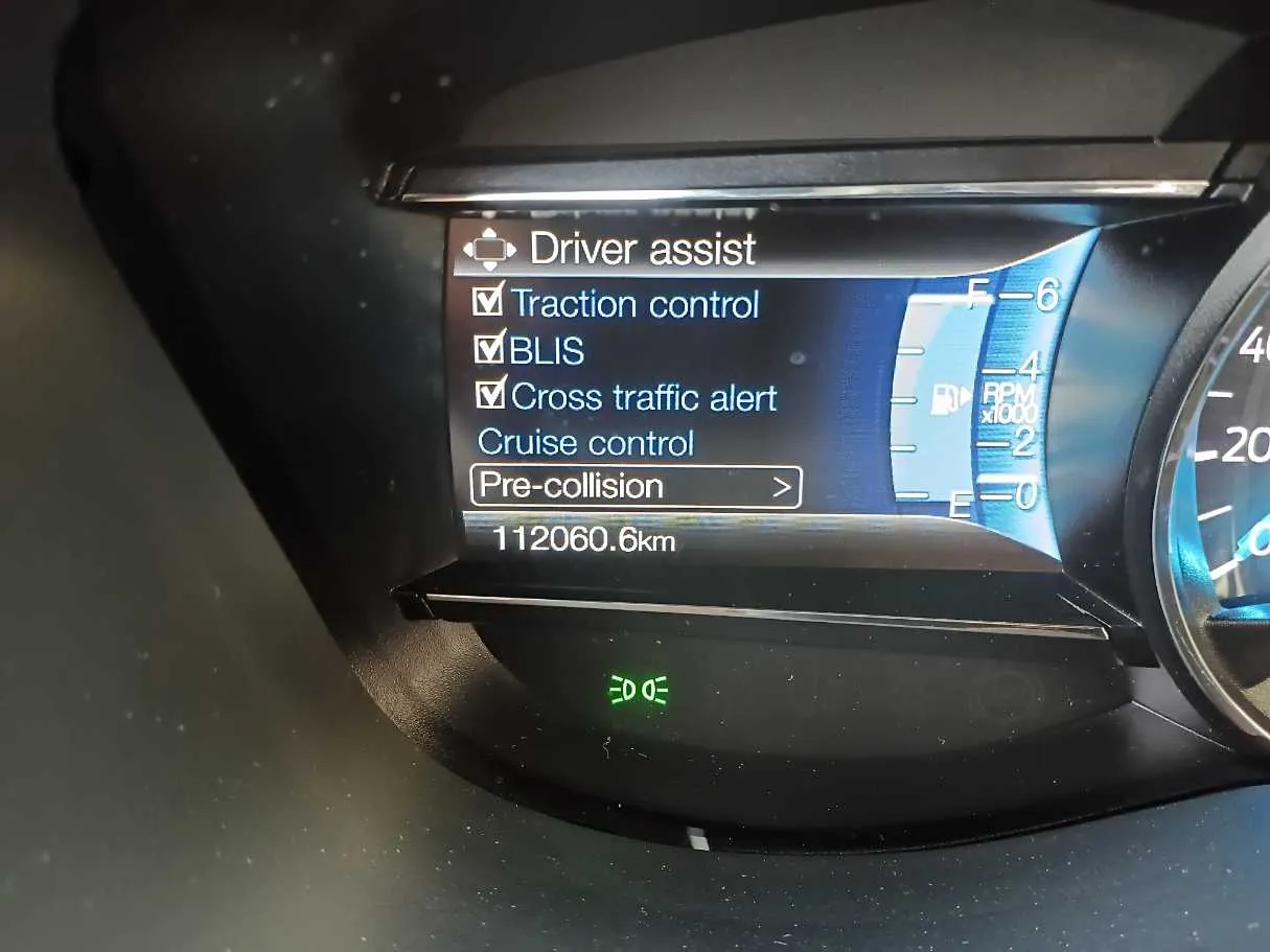 Car image 23