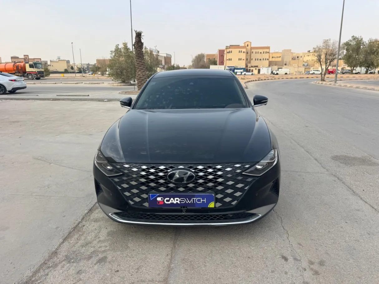 Car image 2