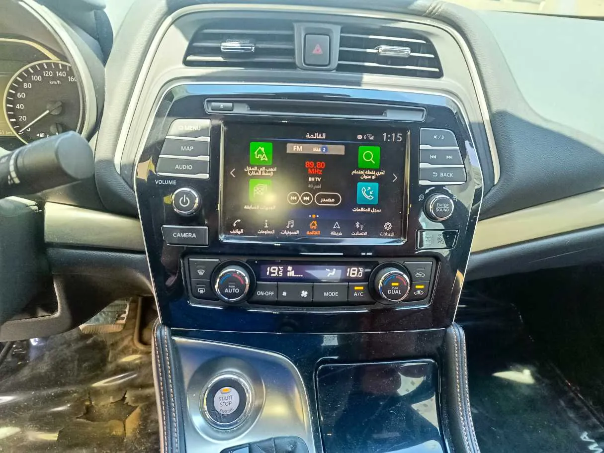 Car image 26