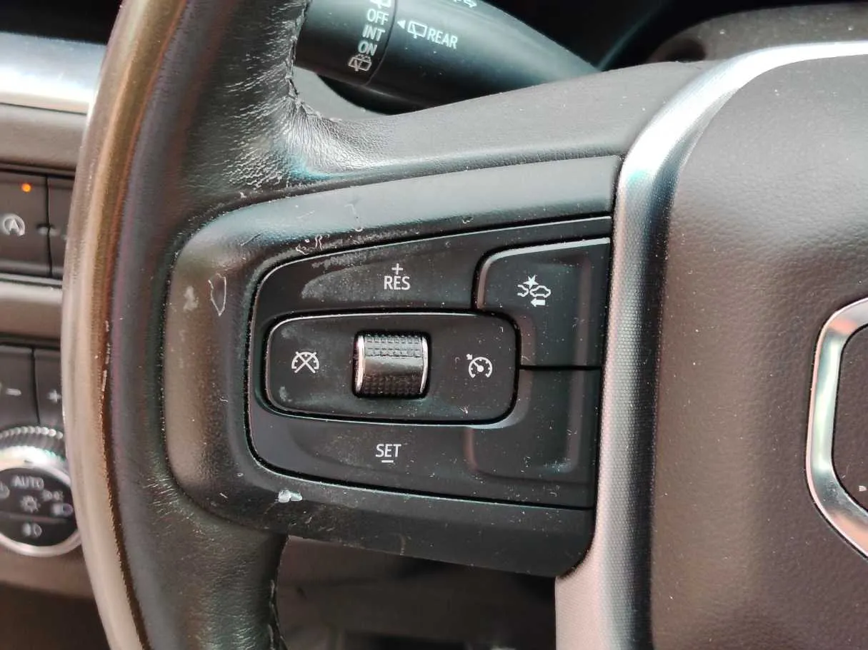 Car image 31