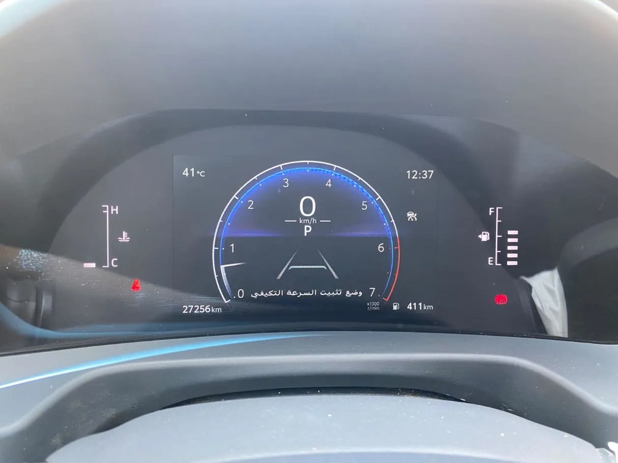Car image 18