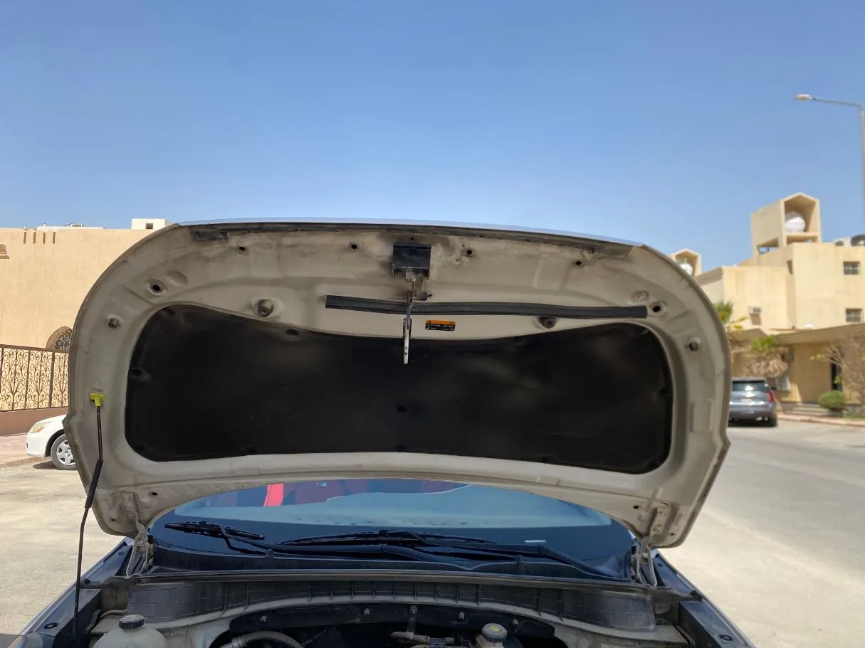 Car image 24