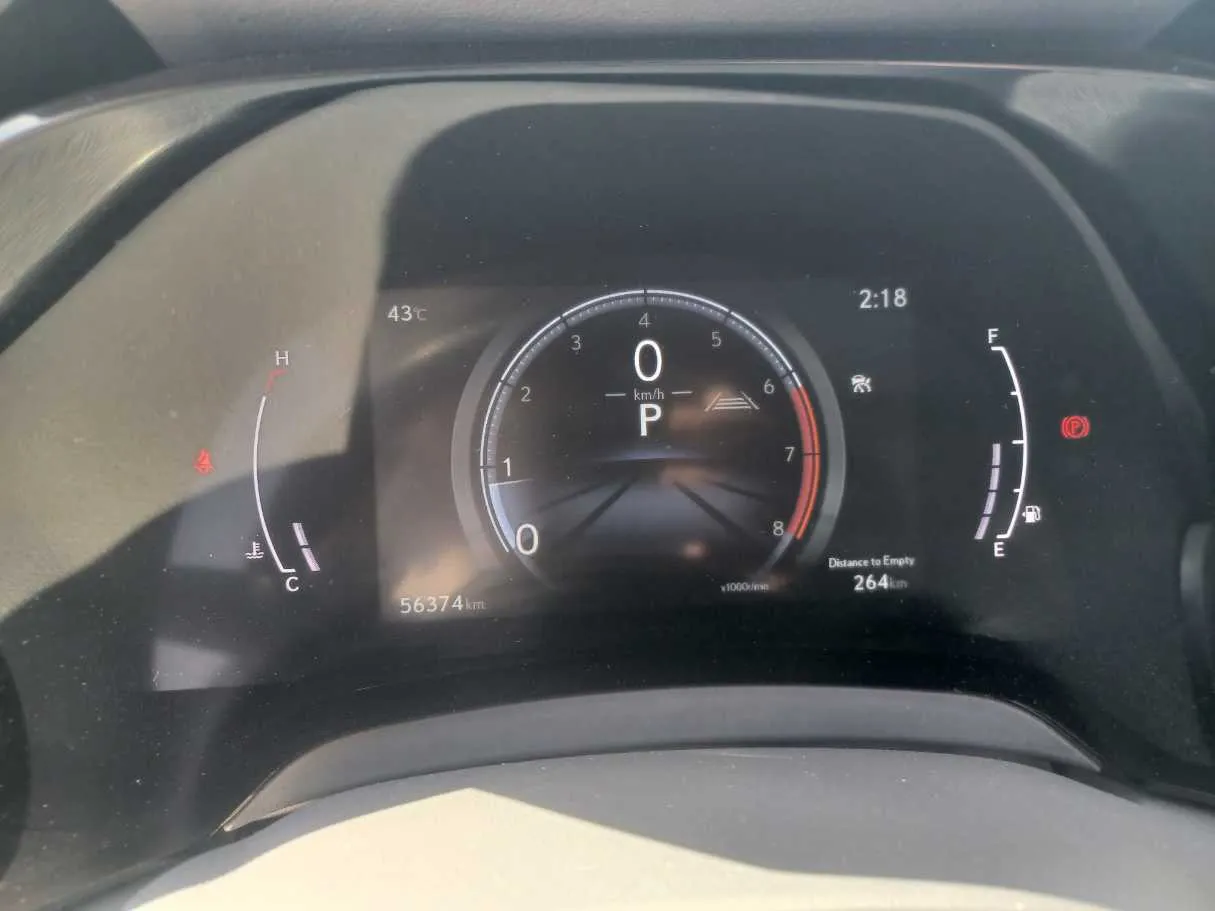Car image 20