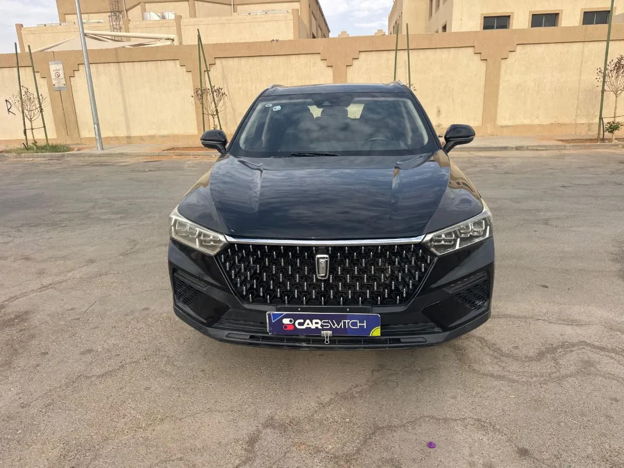 Car image 2