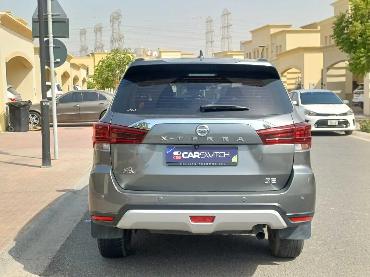 Car image 6