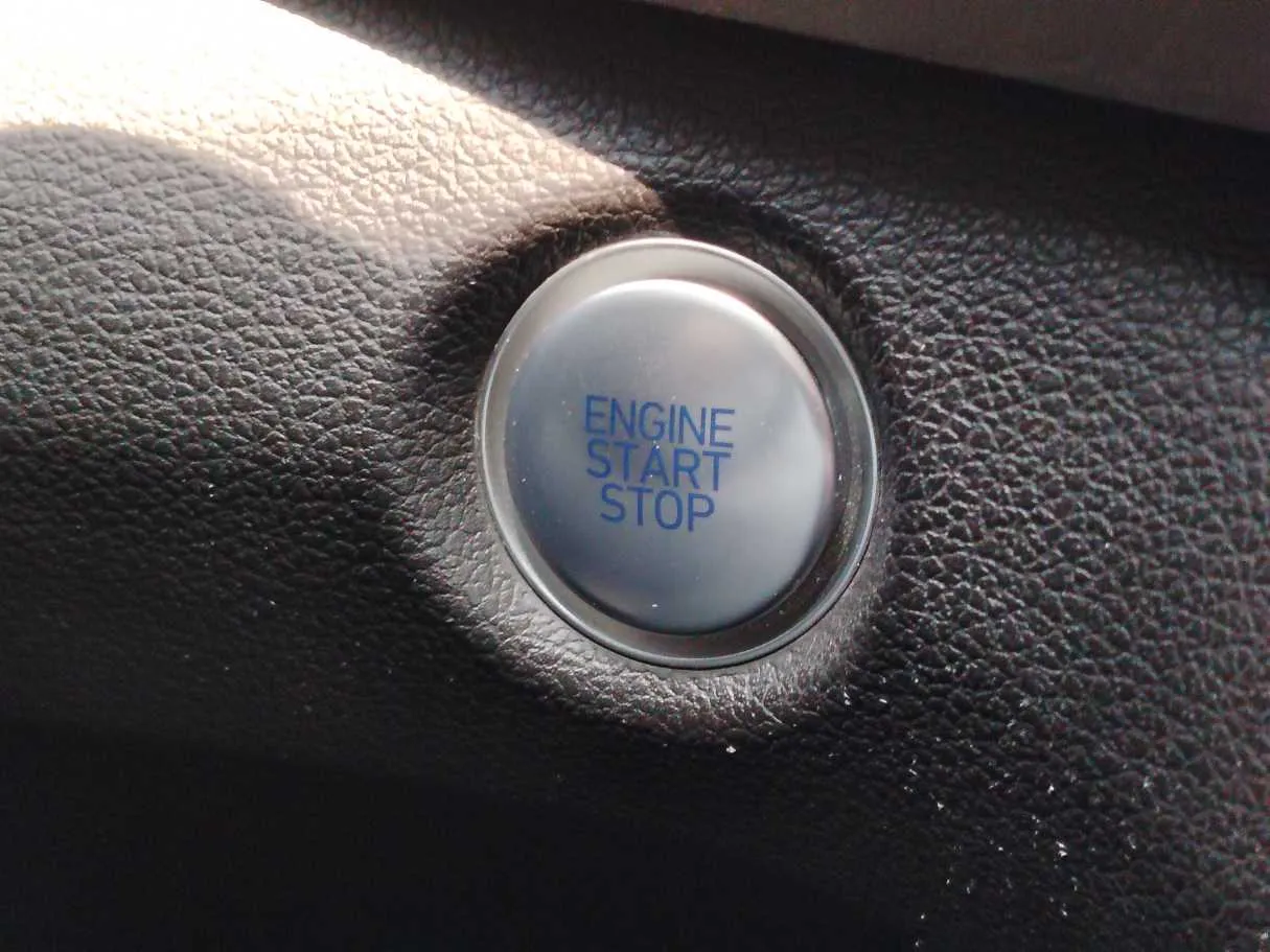 Car image 33