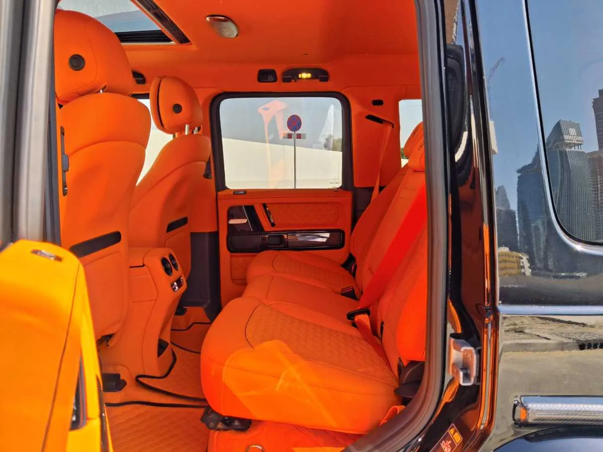 Car image 13