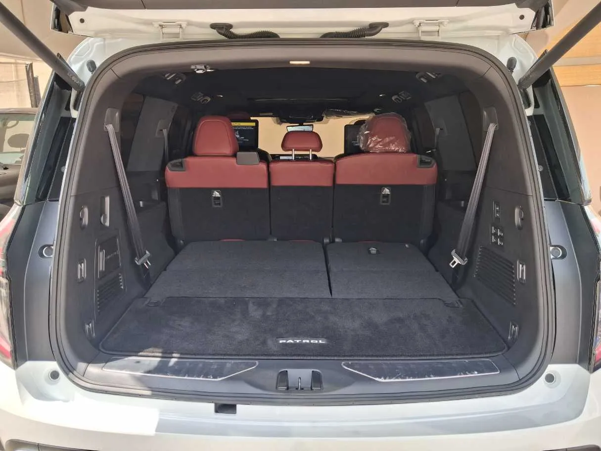 Car image 20
