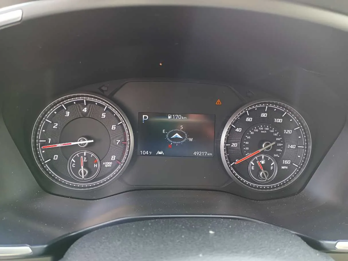 Car image 18