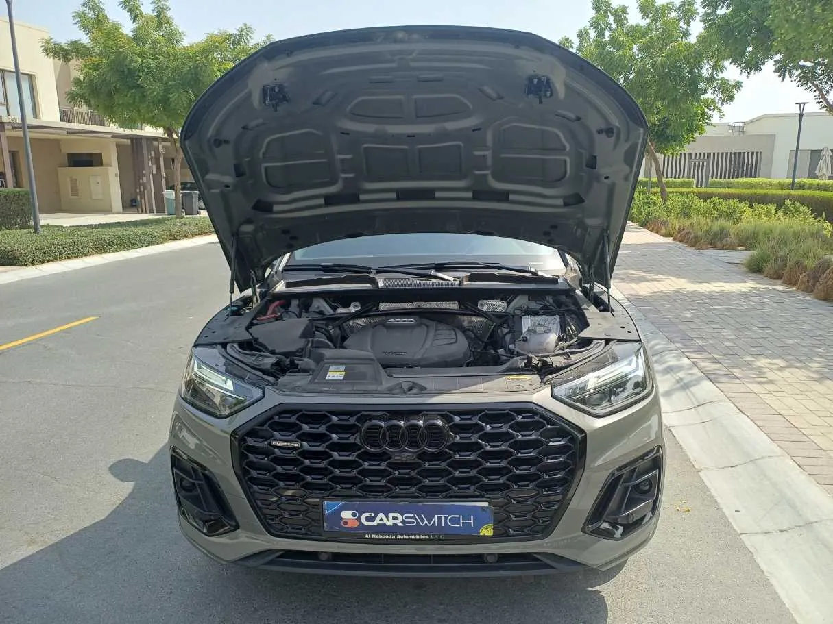 Car image 27