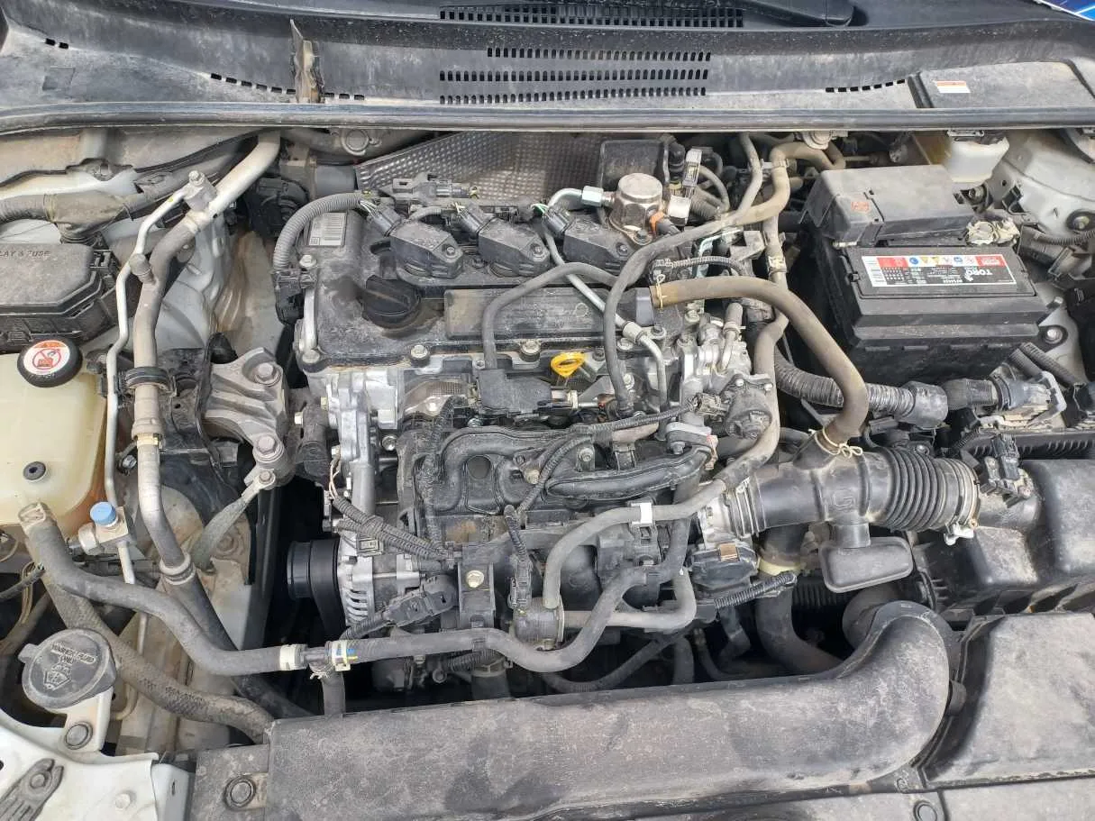 Car image 19