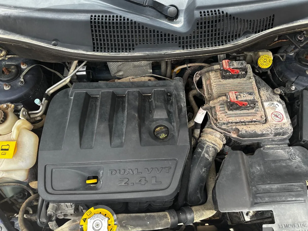 Car image 28