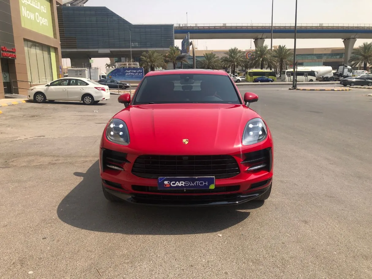 Car image 3