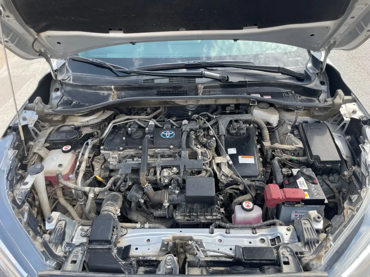 Car image 25