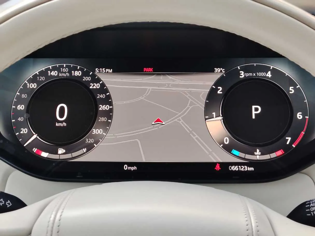 Car image 23