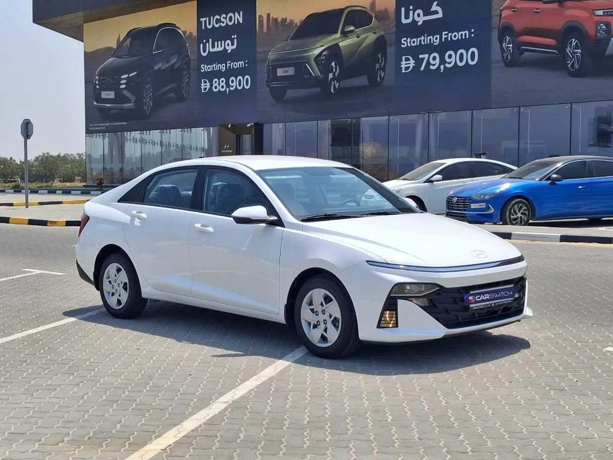 Car image 3